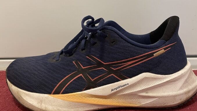 asics versablast 4 review